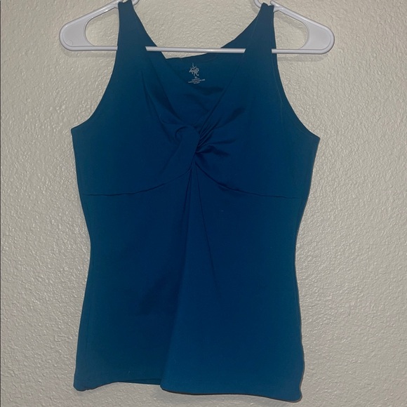 Prana Tops - Prana tank top with built in bra